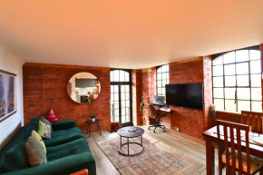 Addlestone Weybridge Stunning 2 bedroom 2 bath